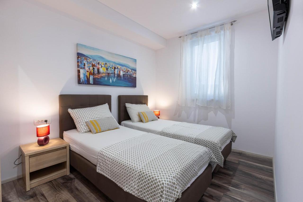 פודסטראנה Apartman Dora מראה חיצוני תמונה