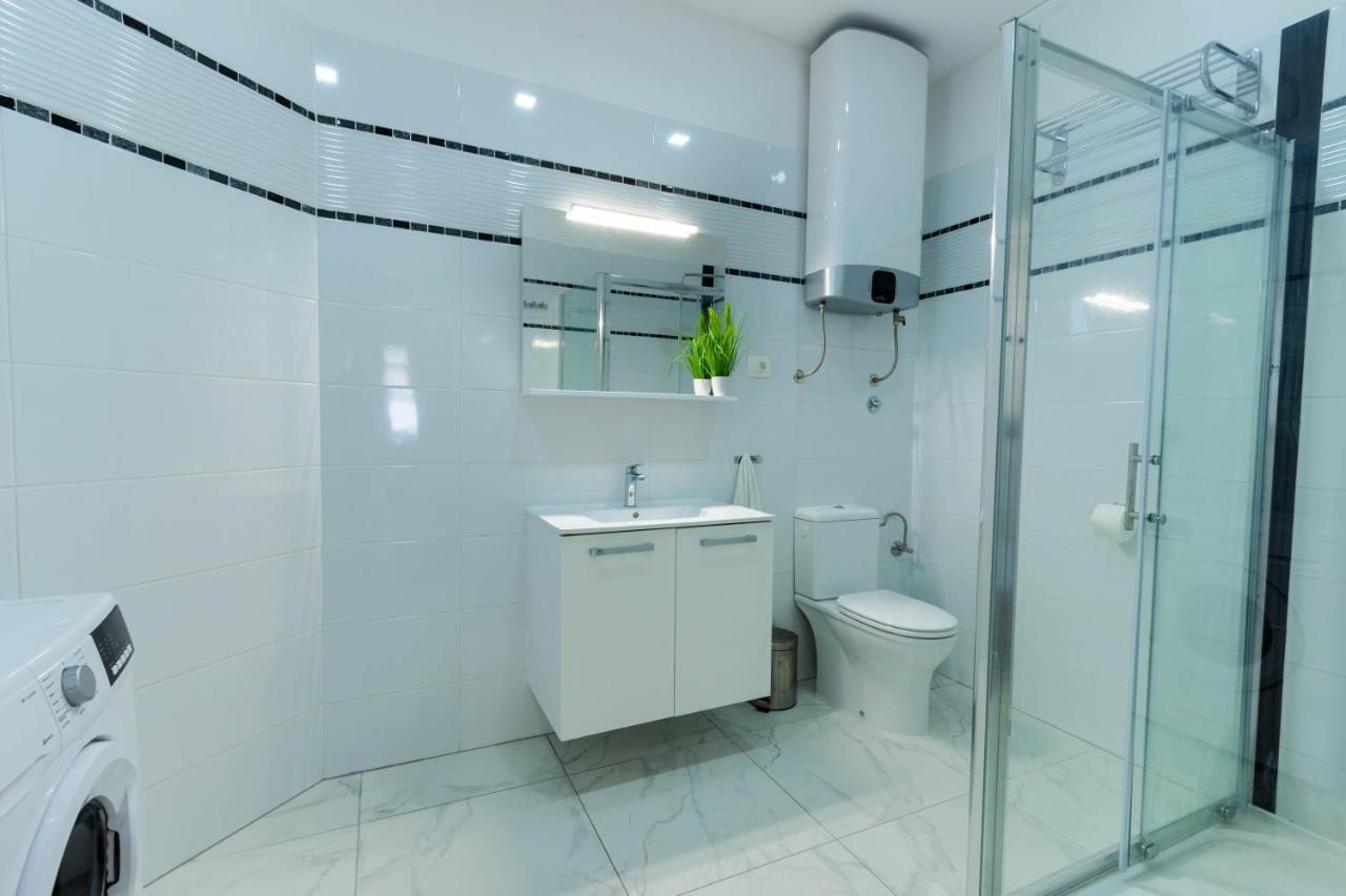 פודסטראנה Apartman Dora מראה חיצוני תמונה